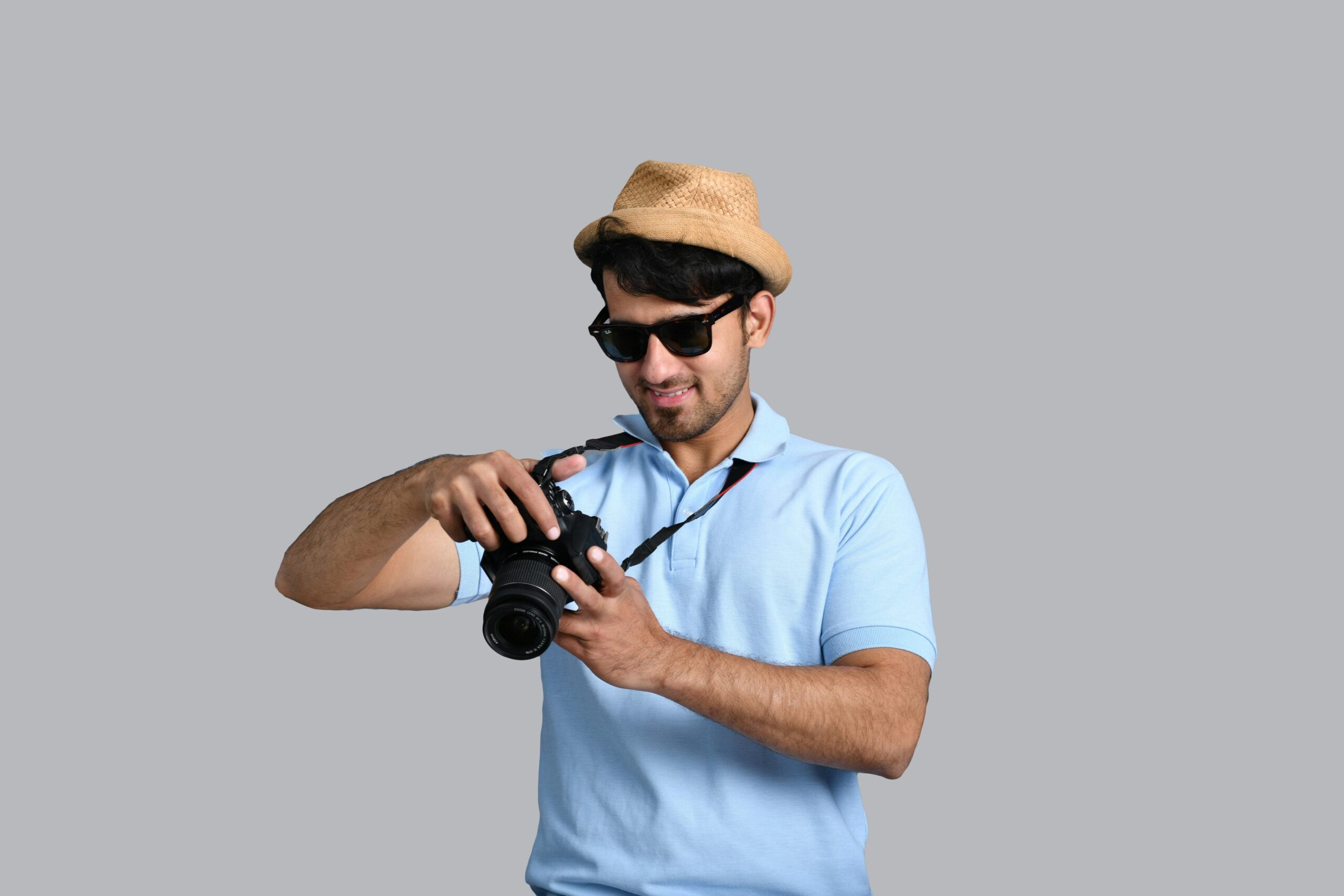 Illustration showing an employee missing a call due to noise levels