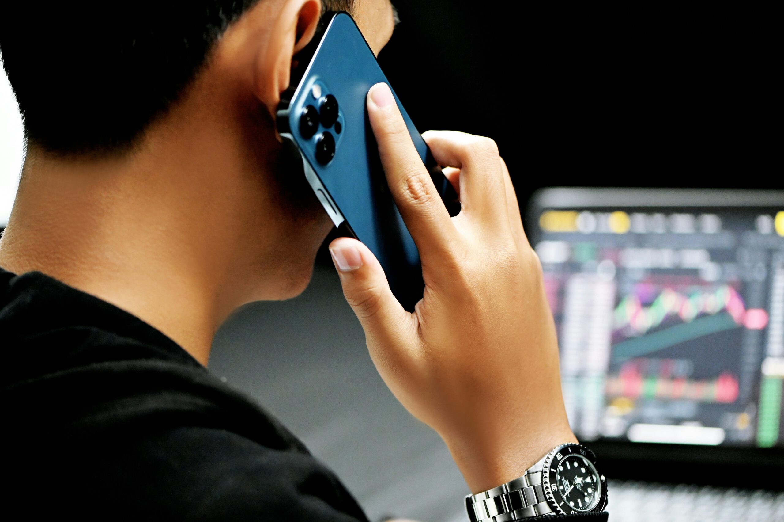 Outbound Call Tracking Solutions: Mastering Business Phone Features for Maximum Productivity