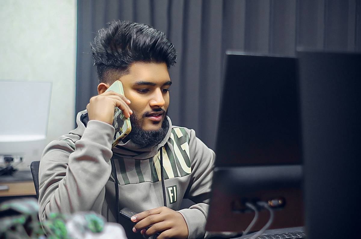 How Phone System Email Integration Boosts Business Productivity