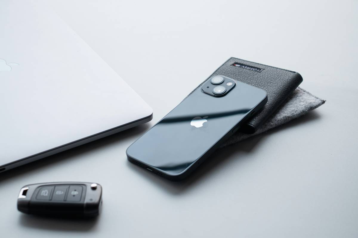 How to Master Call Abandonment Rate Tracking for Better Business Phone Features
